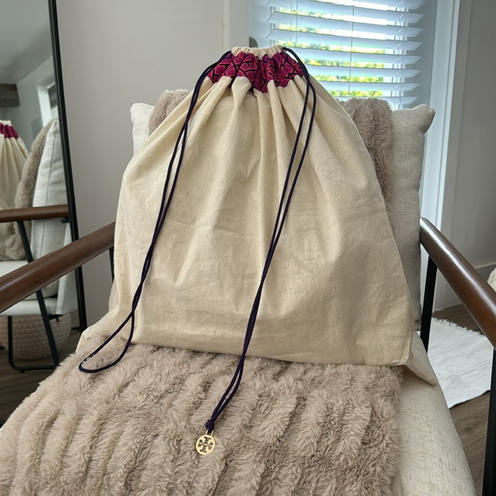 Tory Burch Nude Crossbody Tote - Picture 5 of 7
